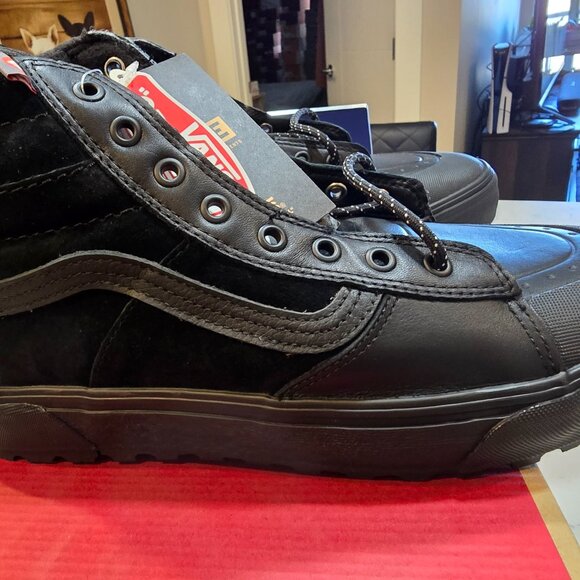 VANS Sk8-Hi MTE 2 All Weather Shoe Black Boots VN0A5HZZBKA Men's Size 12 NEW - Picture 3 of 16